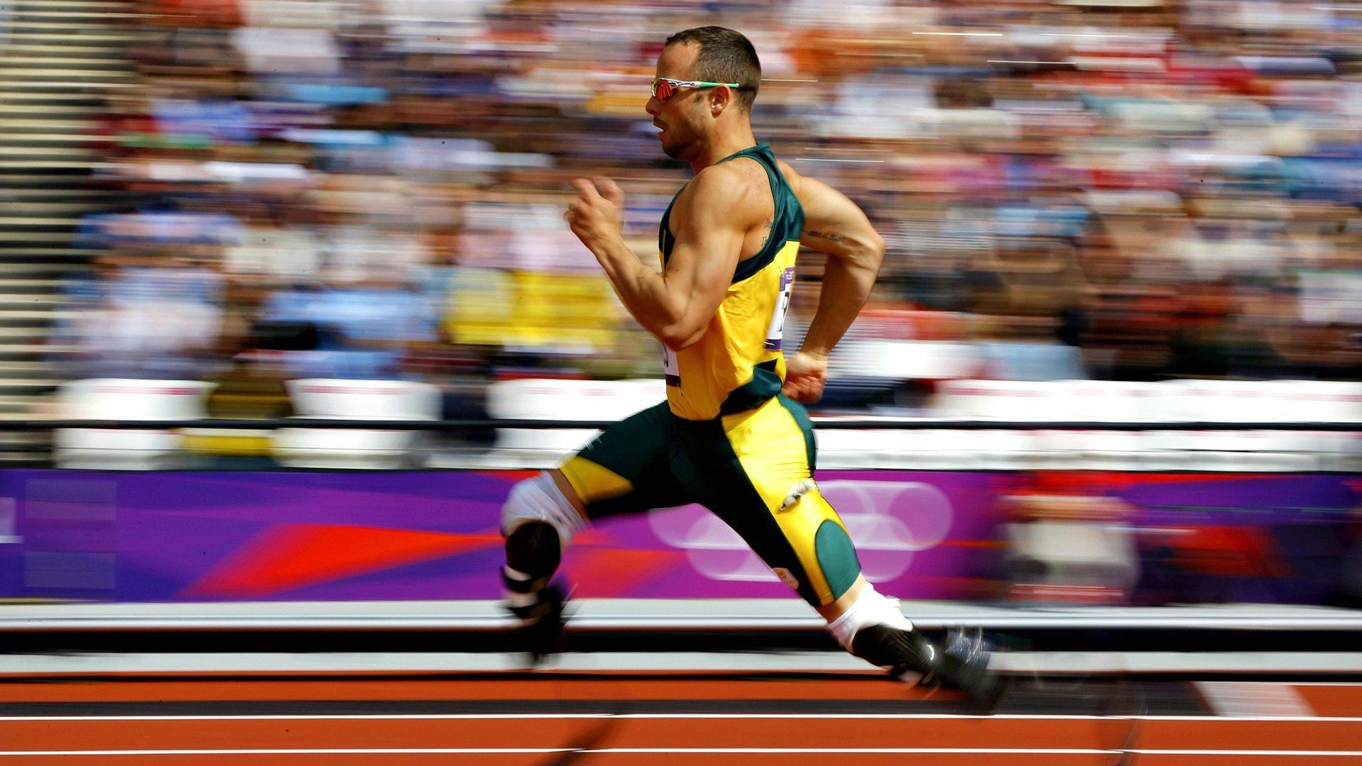 中国篮球宣传片上线展示拼搏精神与新时代球员形象，中国篮球广告