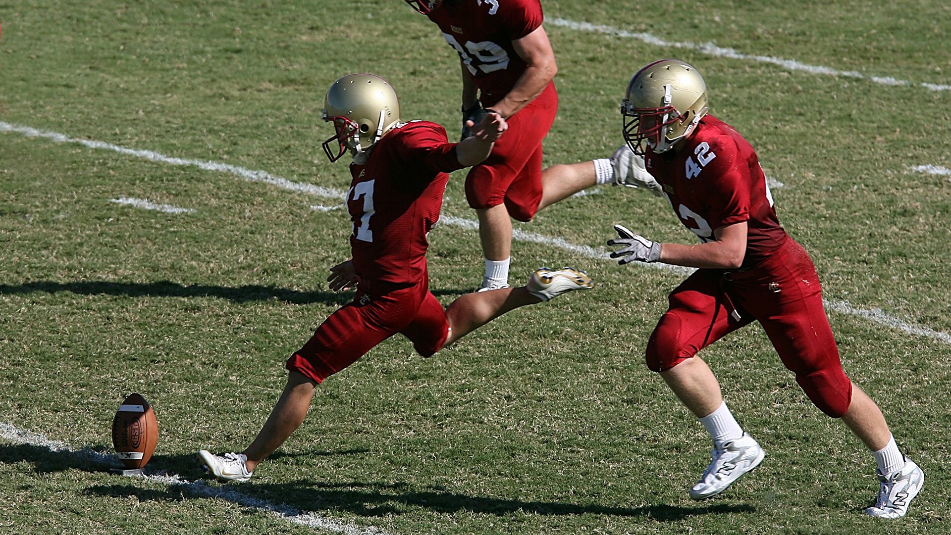 校园足球探索在线评估平台同步记录技术指标变化，校园足球app方案
