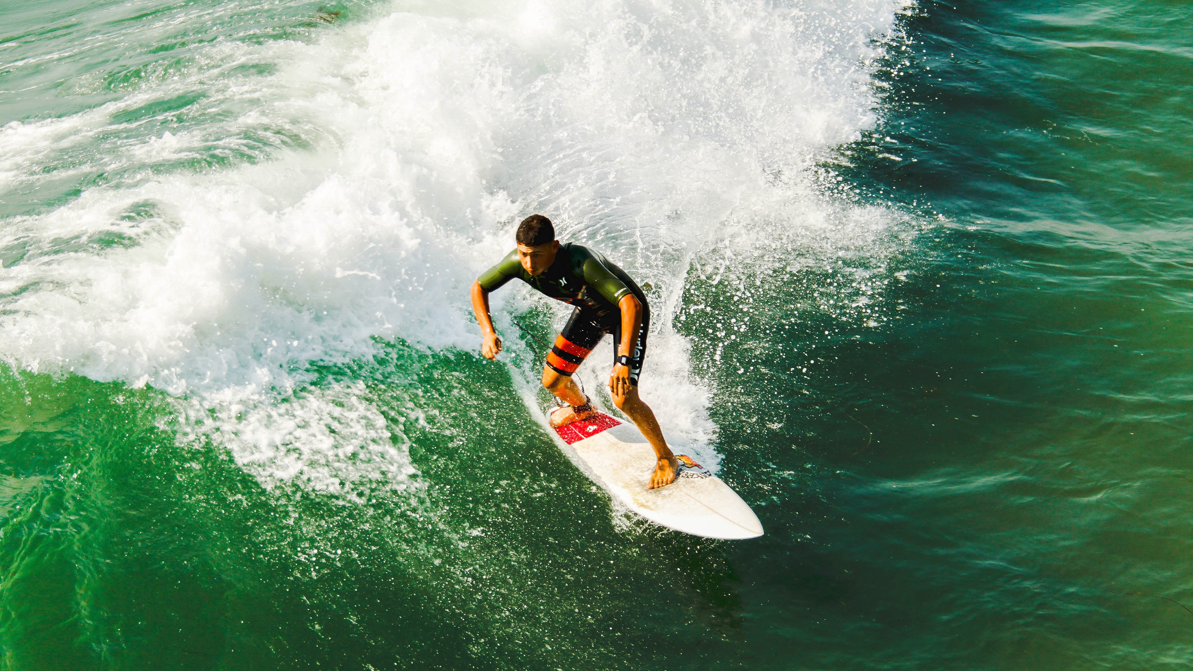 九游娱乐(jiuyou)官网-国际足球裁判执法标准升级，公正公开成为主旋律，足球裁判执法规则